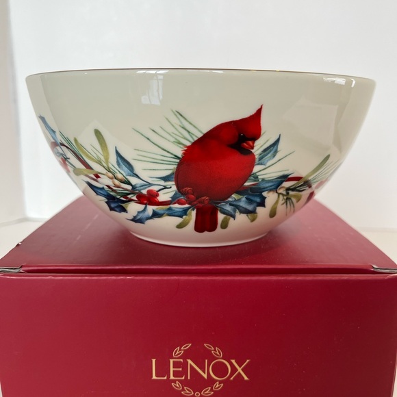 NIB Lenox Winter Greetings 7inch Bowl - Picture 6 of 9